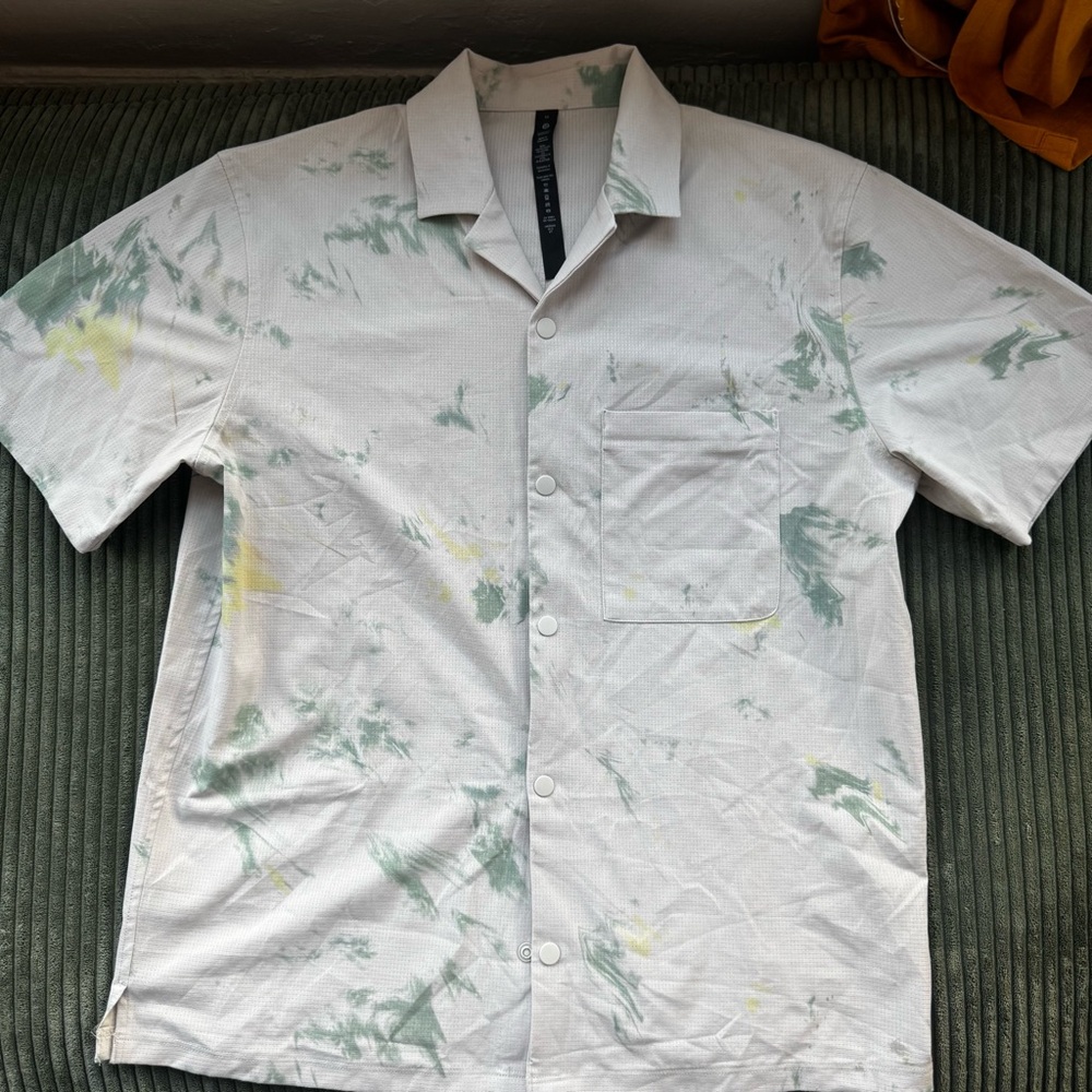 Lululemon Airing Easy Camp Collar Tie-dye shirt in size medium